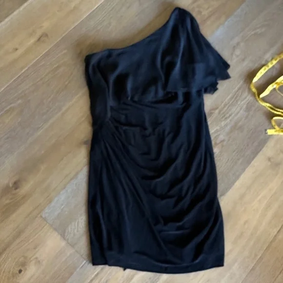 Adrianna Papell Jersey Chiffon Overlay One Shoulder Dress - Picture 4 of 12